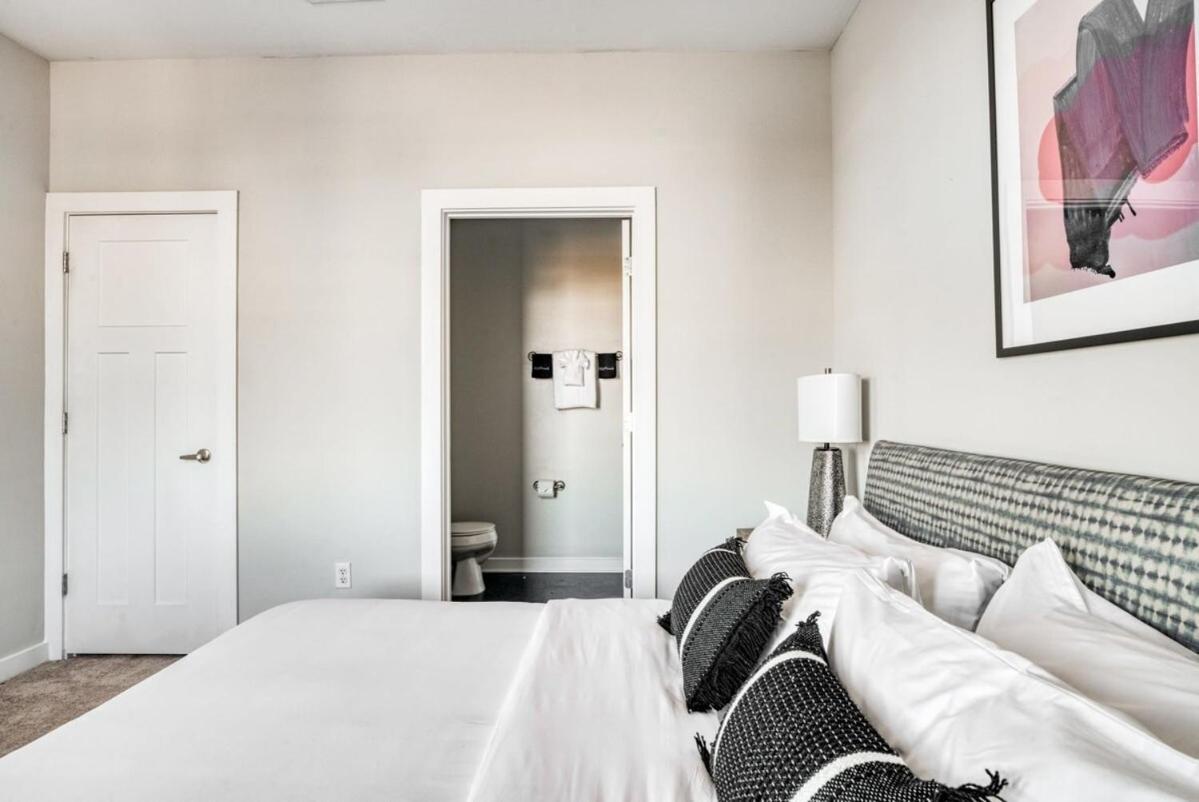 Cozysuites Two Spacious Music Row Condos W Parking Nashville Exterior photo