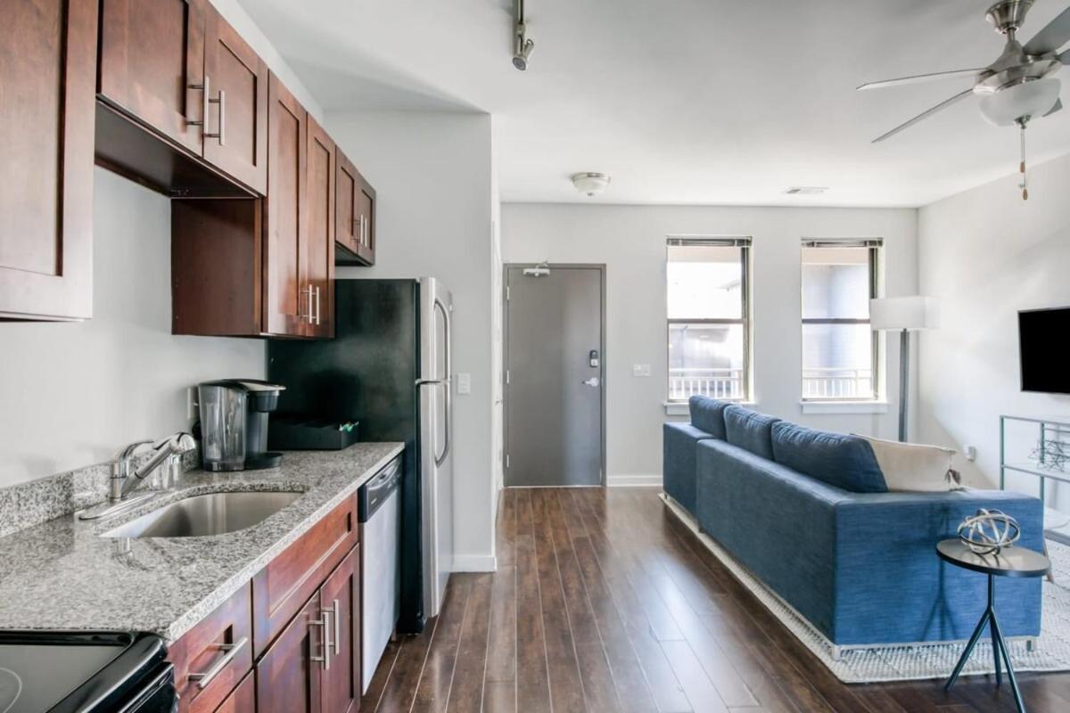Cozysuites Two Spacious Music Row Condos W Parking Nashville Exterior photo