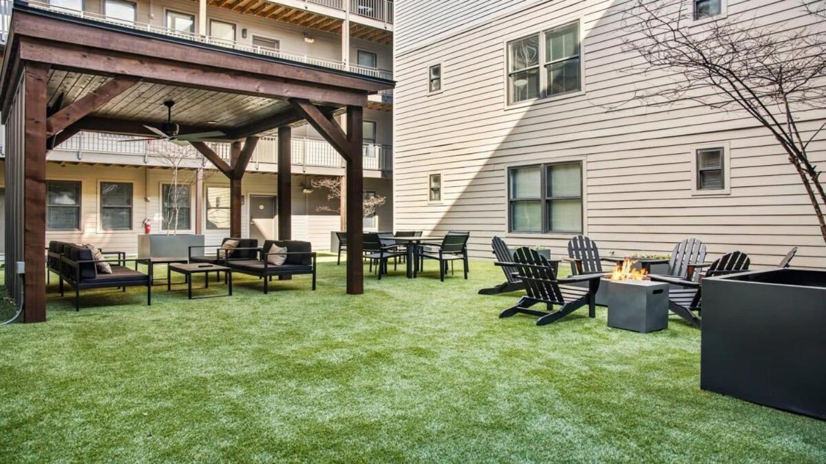 Cozysuites Two Spacious Music Row Condos W Parking Nashville Exterior photo