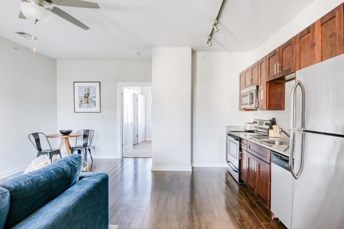Cozysuites Two Spacious Music Row Condos W Parking Nashville Exterior photo