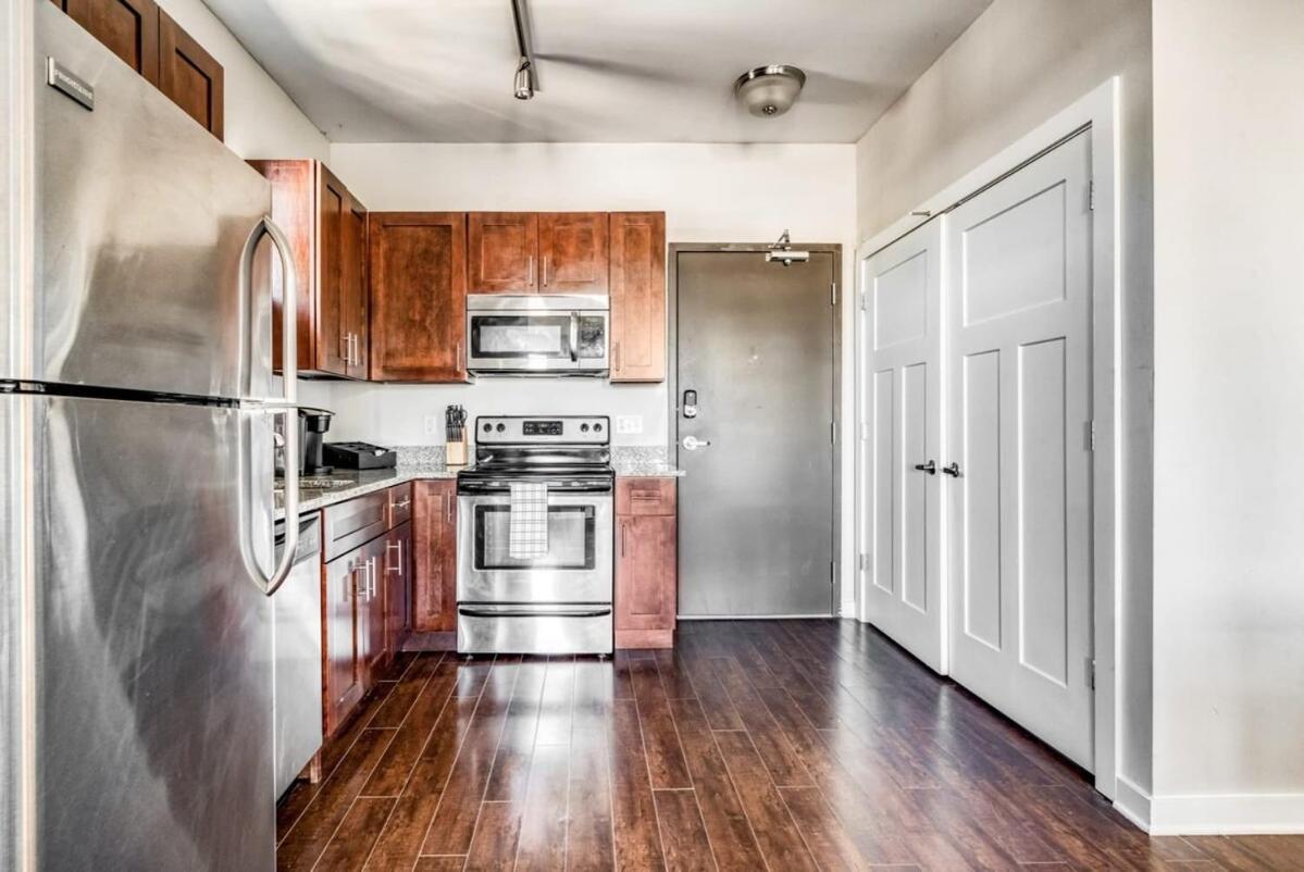 Cozysuites Two Spacious Music Row Condos W Parking Nashville Exterior photo